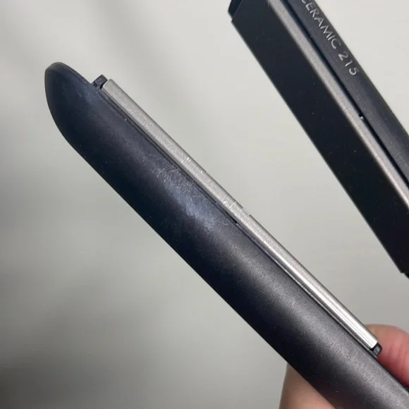 BabYliss 1" Straightening Flat Iron! - Picture 5 of 10